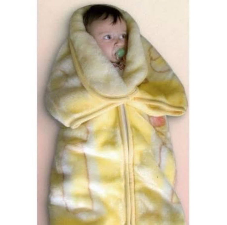 Picture of 75596 FLEECY YELLOW BABY SACK BLANKET 3 IN 1 CLOUD BEAR